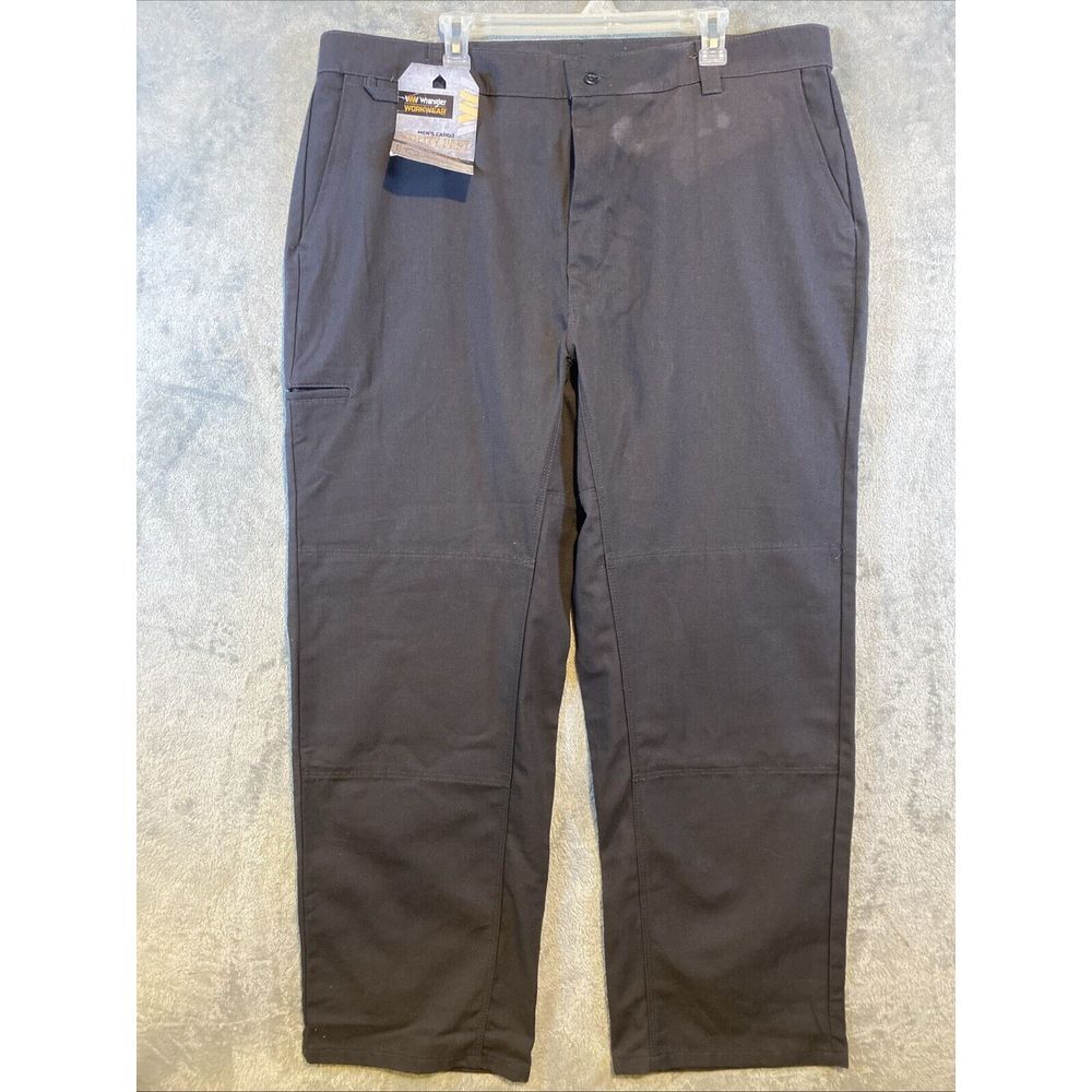 NWT Wrangler Men's Workwear Cargo Utility Pants Sz 42x32 Dark Gray All Purpose